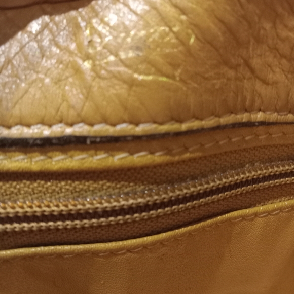 Authentic Gucci tote - Picture 4 of 6